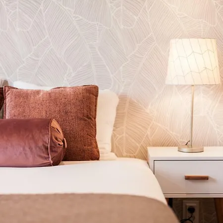 Rossio Vintage Two-bedroom - By Lu Holidays * Лиссабон