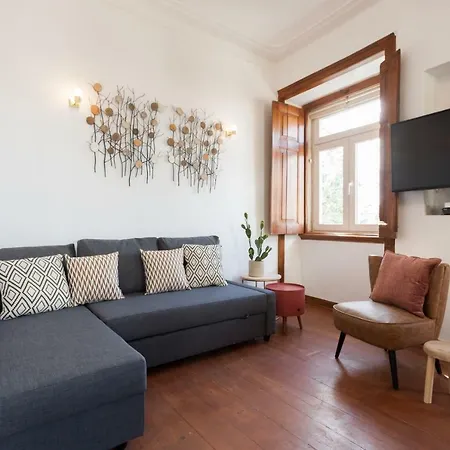Rossio Vintage Two-bedroom - By Lu Holidays Appartamento