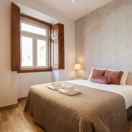 Rossio Vintage Two-bedroom - By Lu Holidays Апартаменты
