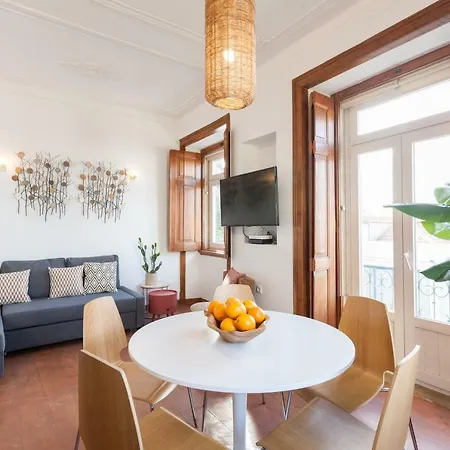 Rossio Vintage Two-bedroom - By Lu Holidays