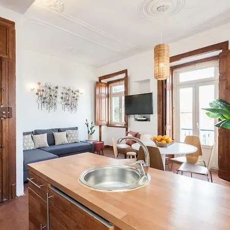 Rossio Vintage Two-bedroom - By Lu Holidays Апартаменты *