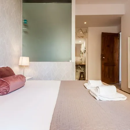 Апартаменты Rossio Vintage Two-bedroom - By Lu Holidays Лиссабон