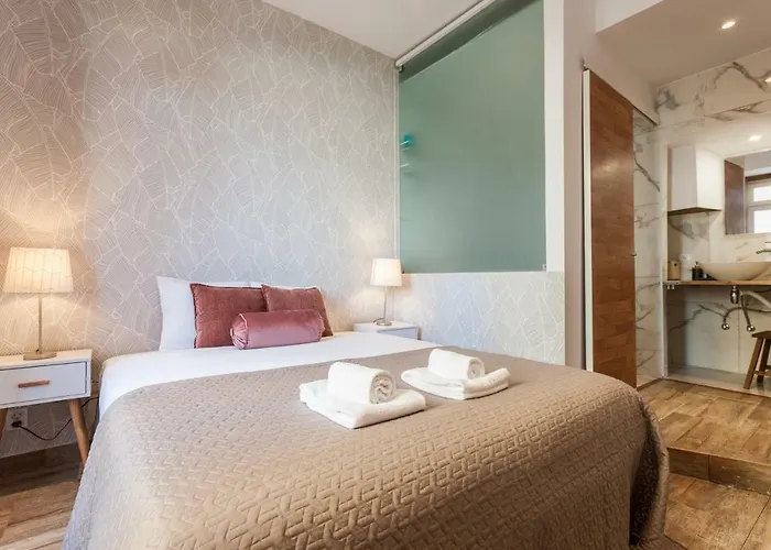 Rossio Vintage Two-bedroom - By Lu Holidays